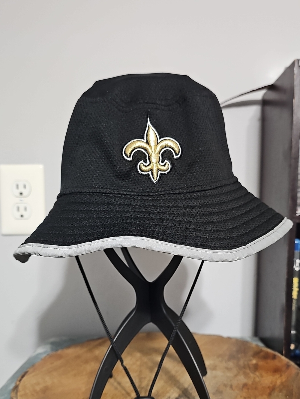 New Era New Orleans Saints Black Bucket Hat with Gold Logo